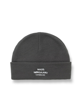 Mads Nørgaard Isak Ambas Logo Beanie